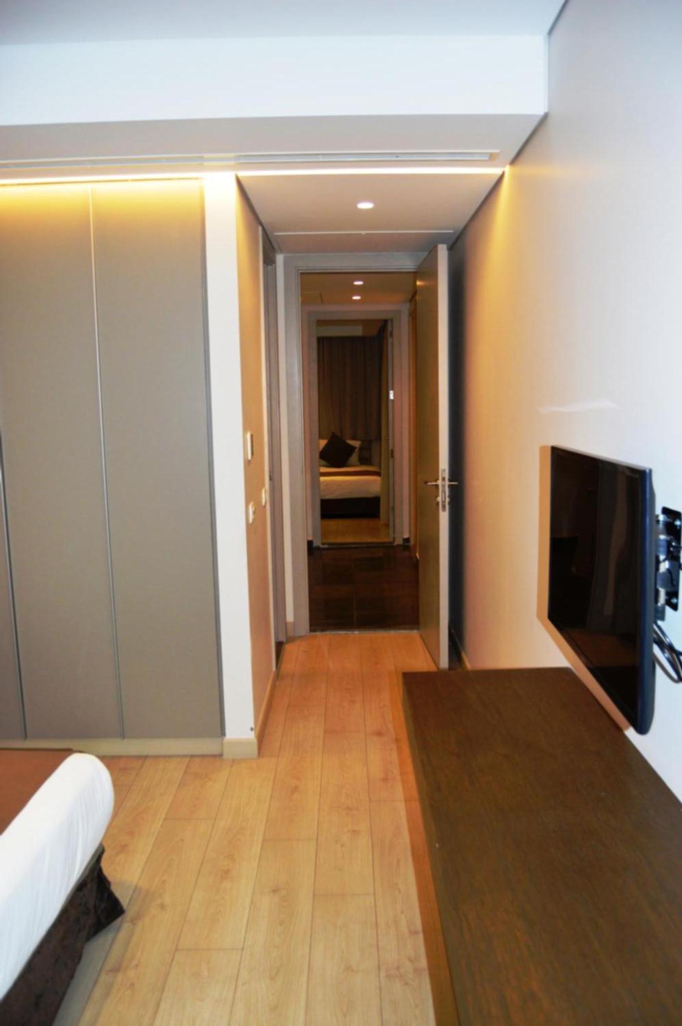Country Lodge Hotel & Resort Beirut Bilik gambar
