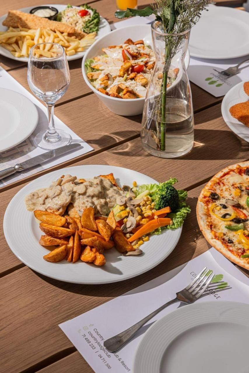 Country Lodge Hotel & Resort Beirut Luaran gambar