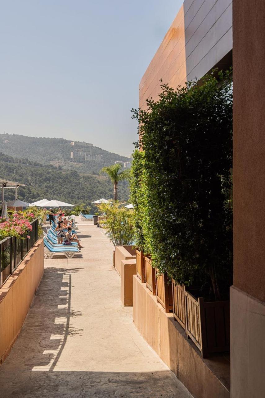 Country Lodge Hotel & Resort Beirut Luaran gambar