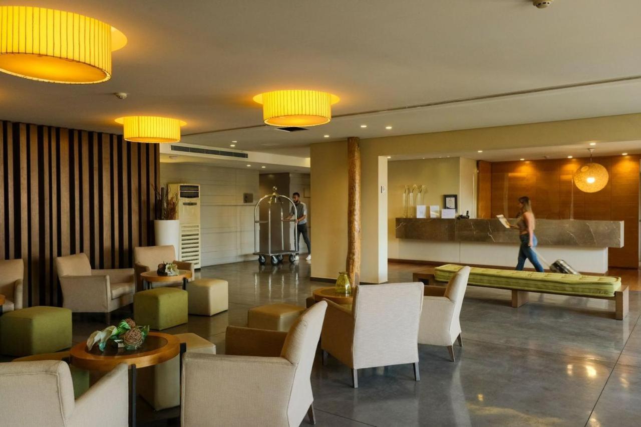 Country Lodge Hotel & Resort Beirut Luaran gambar