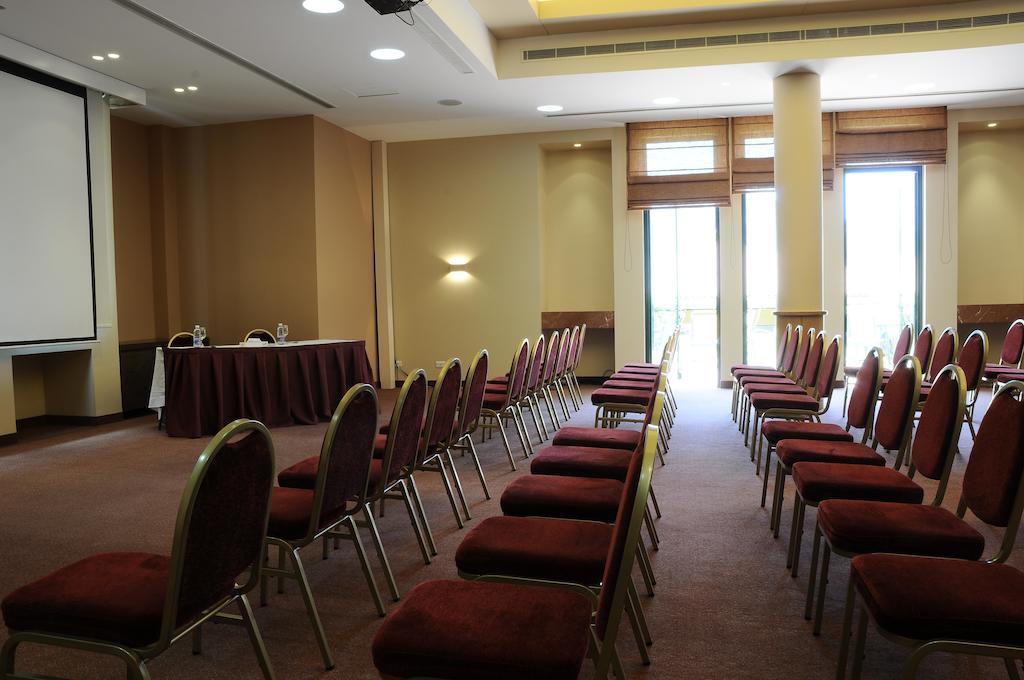 Country Lodge Hotel & Resort Beirut Luaran gambar