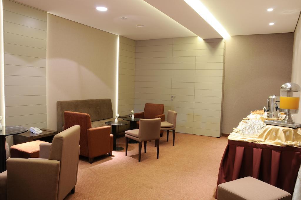 Country Lodge Hotel & Resort Beirut Luaran gambar