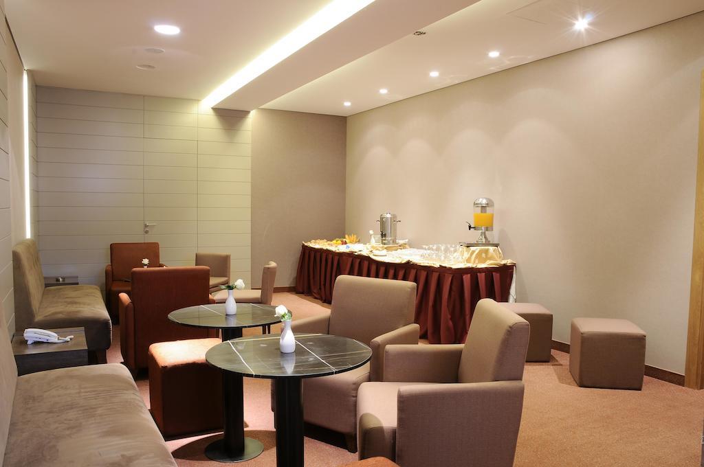 Country Lodge Hotel & Resort Beirut Luaran gambar